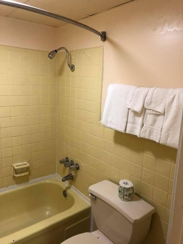 Scottish Inn And Suites Perry Esterno foto