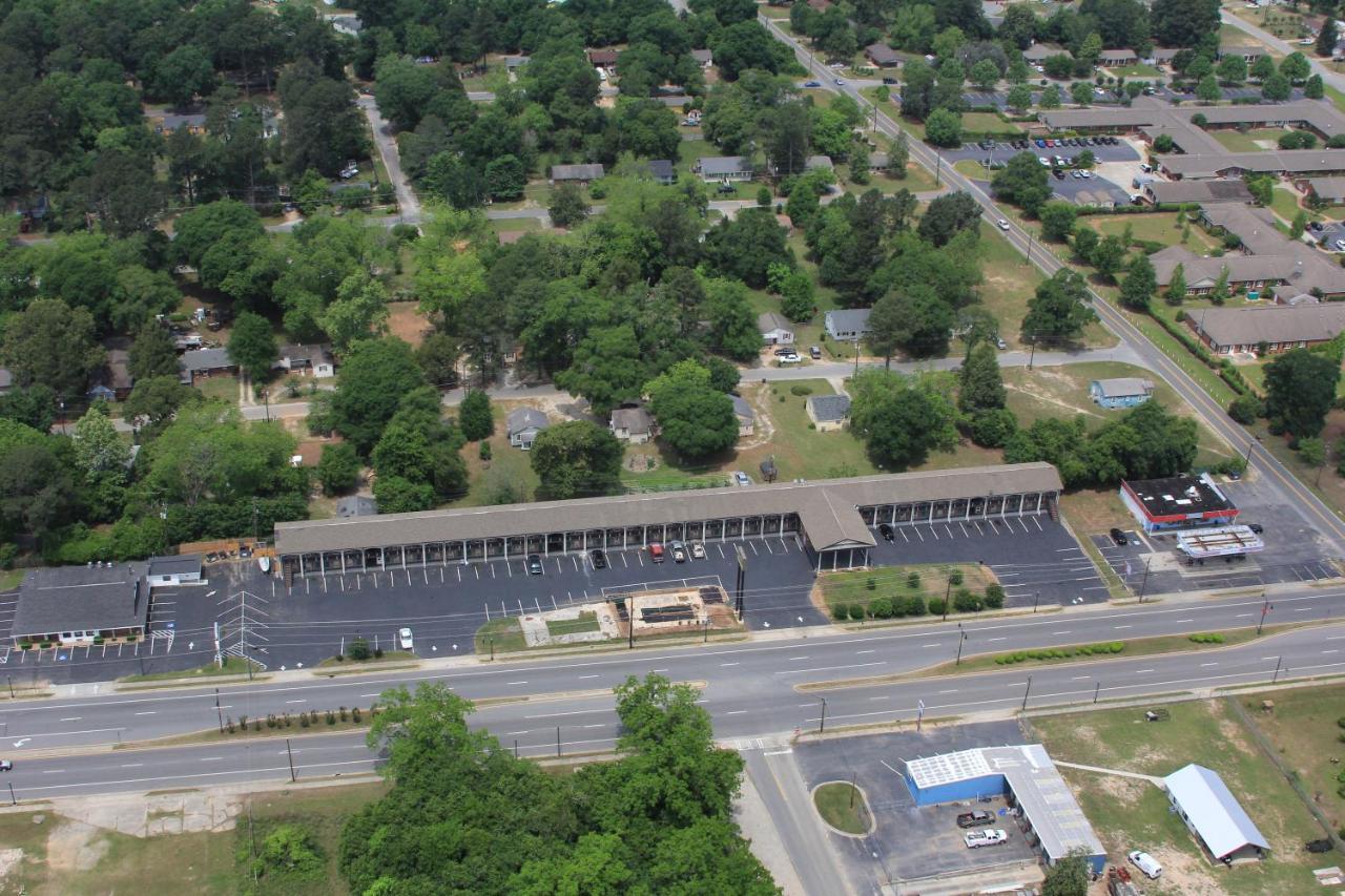 Scottish Inn And Suites Perry Esterno foto