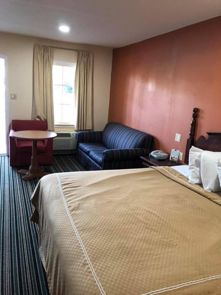 Scottish Inn And Suites Perry Esterno foto